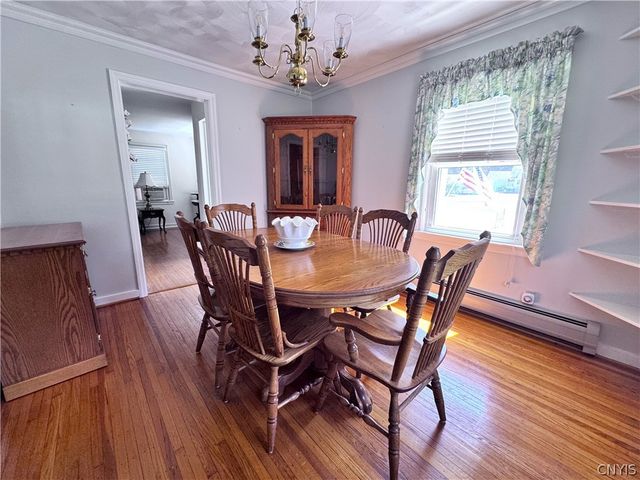 8 Hara Crescent, New Hartford, NY 13413
