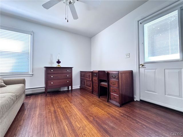 8 Hara Crescent, New Hartford, NY 13413