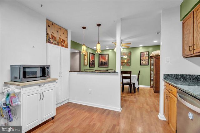 58 MEETING HOUSE LN, Blackwood, NJ 08012