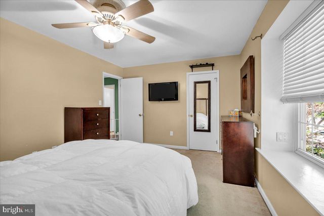 58 MEETING HOUSE LN, Blackwood, NJ 08012