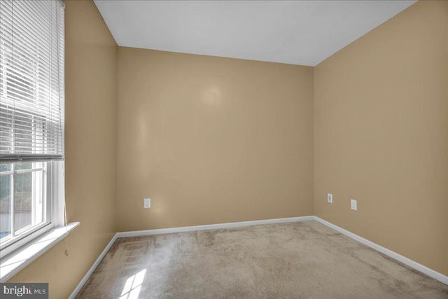 58 MEETING HOUSE LN, Blackwood, NJ 08012