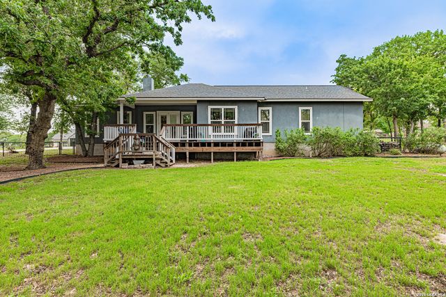 263 CIBOLO RIDGE DR, La Vernia, TX 78121