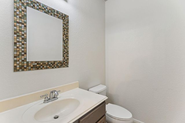 114 Aria RDG 802, Lakeway, TX 78738