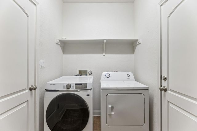 114 Aria RDG 802, Lakeway, TX 78738