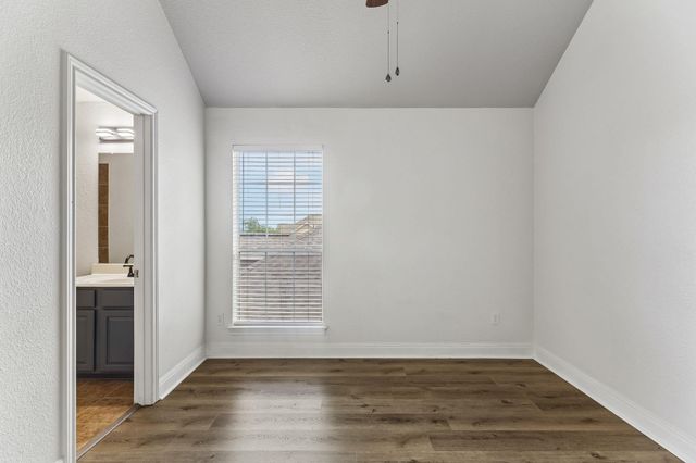 114 Aria RDG 802, Lakeway, TX 78738