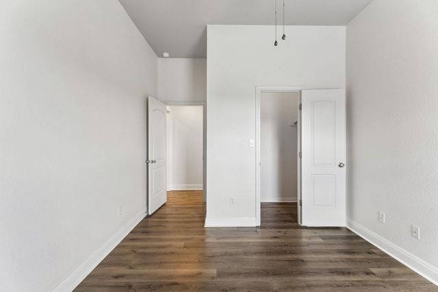 114 Aria RDG 802, Lakeway, TX 78738