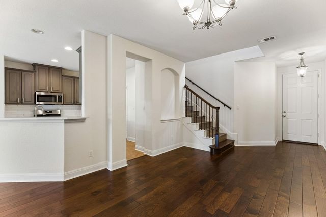 114 Aria RDG 802, Lakeway, TX 78738