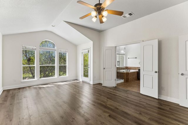 114 Aria RDG 802, Lakeway, TX 78738