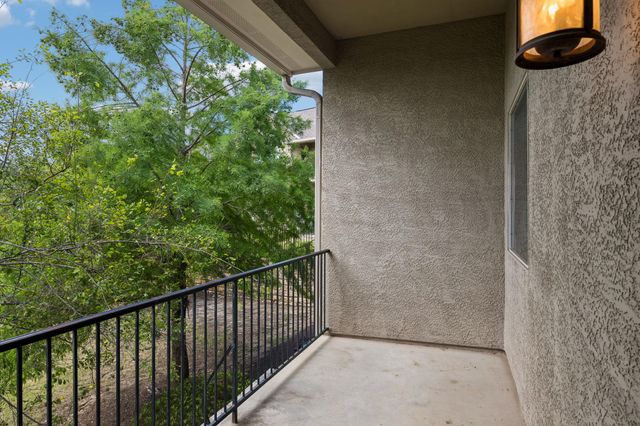 114 Aria RDG 802, Lakeway, TX 78738