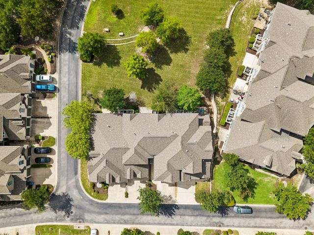 114 Aria RDG 802, Lakeway, TX 78738
