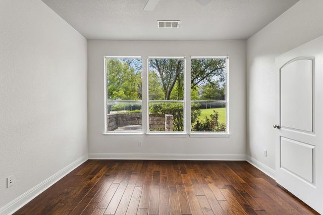 114 Aria RDG 802, Lakeway, TX 78738