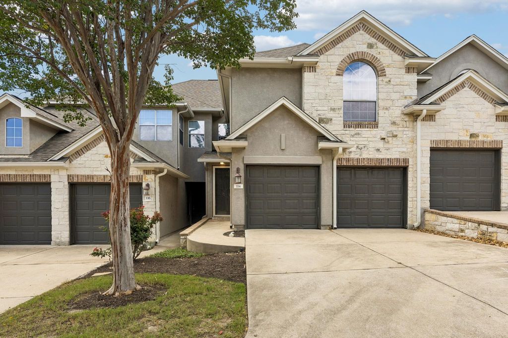114 Aria RDG 802, Lakeway, TX 78738