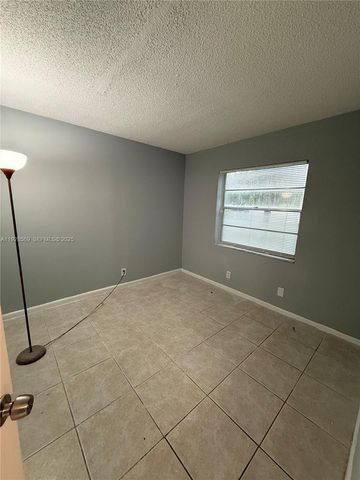 11580 NW 43rd Ct 11580, Coral Springs, FL 33065