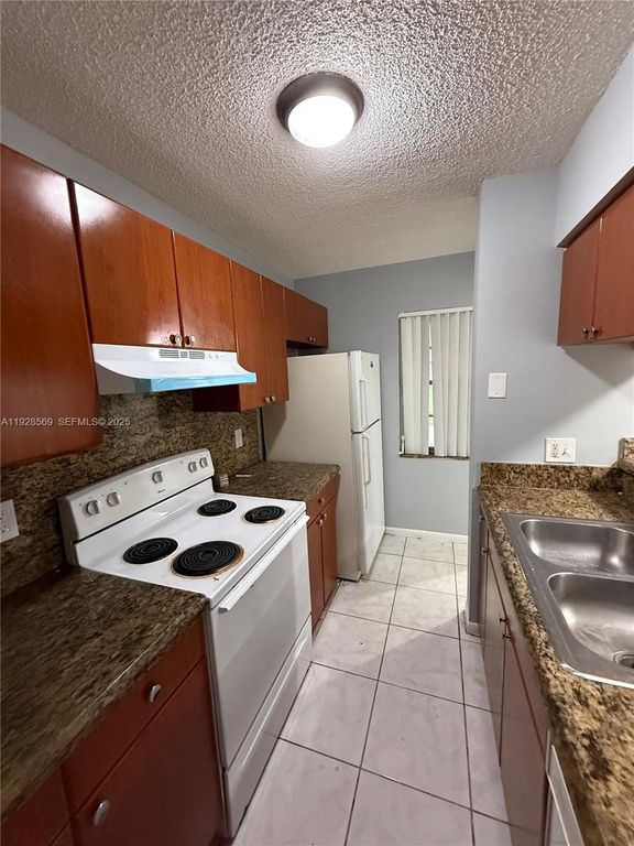 11580 NW 43rd Ct 11580, Coral Springs, FL 33065