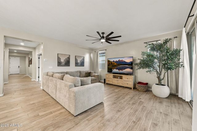 11257 N 169TH Lane, Surprise, AZ 85388