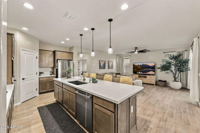 11257 N 169TH Lane, Surprise, AZ 85388
