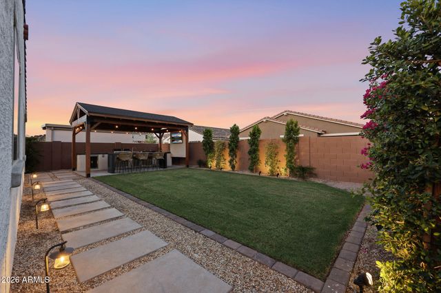 11257 N 169TH Lane, Surprise, AZ 85388