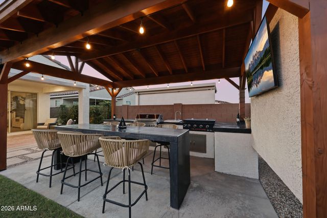 11257 N 169TH Lane, Surprise, AZ 85388