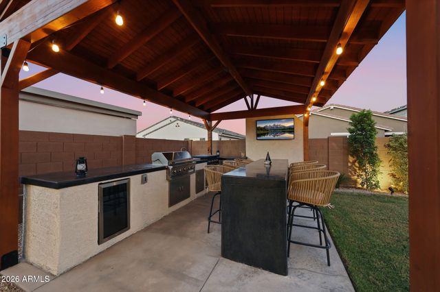11257 N 169TH Lane, Surprise, AZ 85388