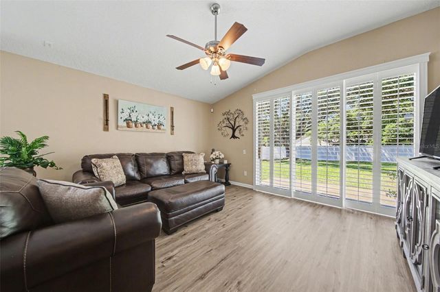 1823 LAUREL BROOK LOOP, Casselberry, FL 32707