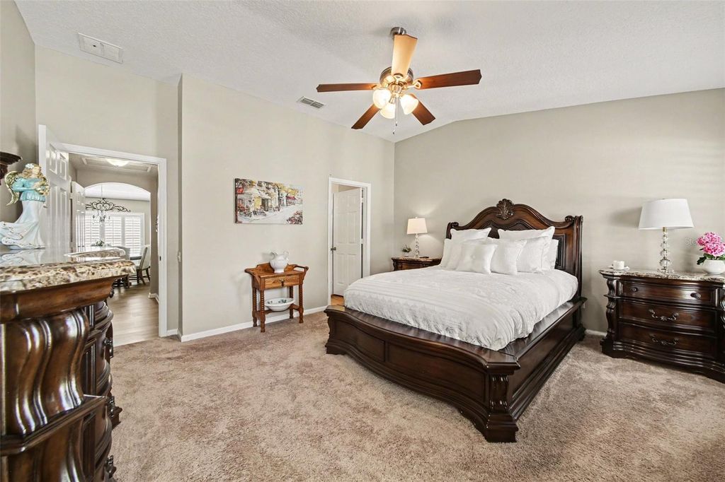 Image 15 of property listing at 1823 LAUREL BROOK LOOP, Casselberry, FL 32707