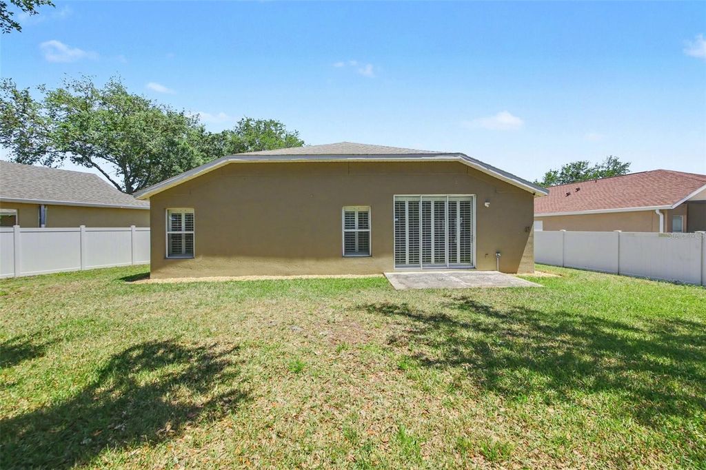 Image 24 of property listing at 1823 LAUREL BROOK LOOP, Casselberry, FL 32707