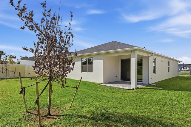 8558 Dahlia Circle, Port St. Lucie, FL 34986