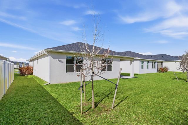 8558 Dahlia Circle, Port St. Lucie, FL 34986