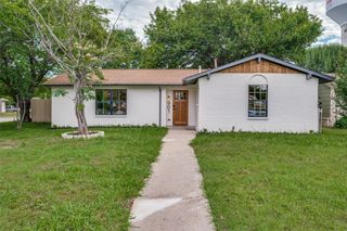 901 Meadow Mead Drive, Allen, TX 75002