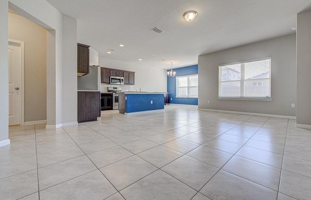 6705 Loretta White LN, Austin, TX 78744