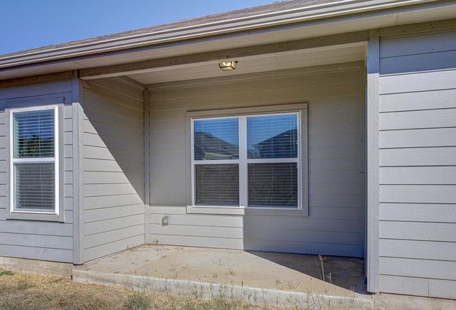6705 Loretta White LN, Austin, TX 78744