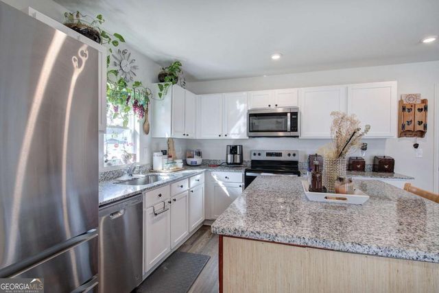 635 Tudor Street, Euharlee, GA 30145