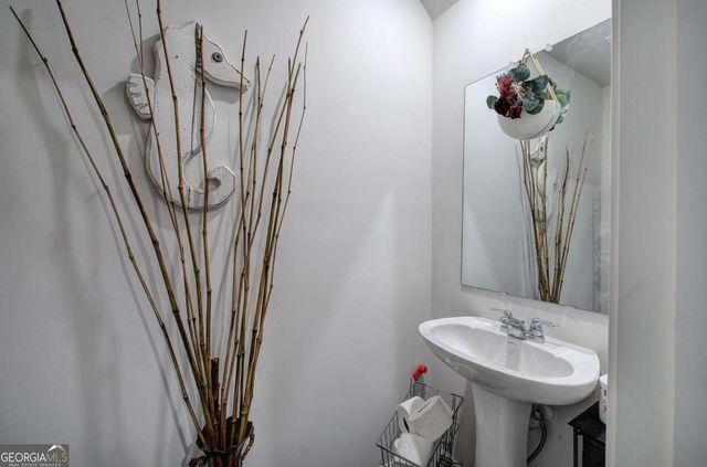 635 Tudor Street, Euharlee, GA 30145