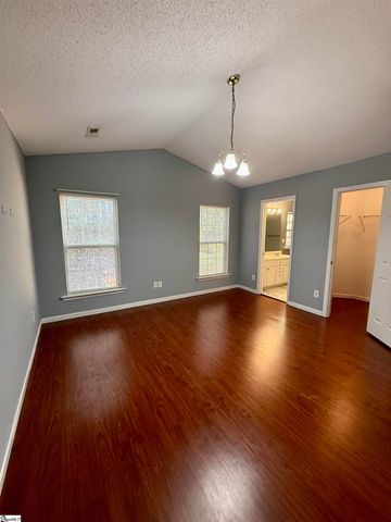 4 Oyster Bay Court, Mauldin, SC 29662