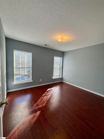 4 Oyster Bay Court, Mauldin, SC 29662