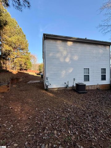 4 Oyster Bay Court, Mauldin, SC 29662