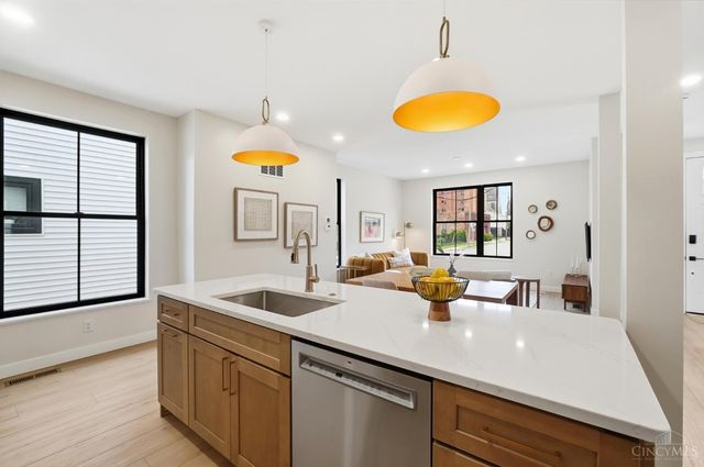 1635 Clayton Street, Cincinnati, OH 45206