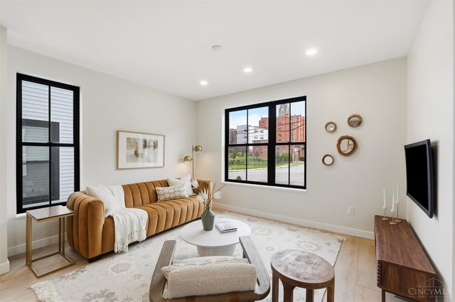 1635 Clayton Street, Cincinnati, OH 45206