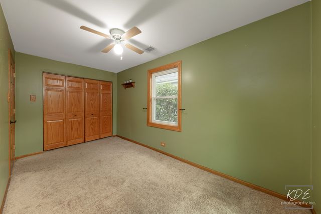 1912 Burlington Avenue, Lisle, IL 60532