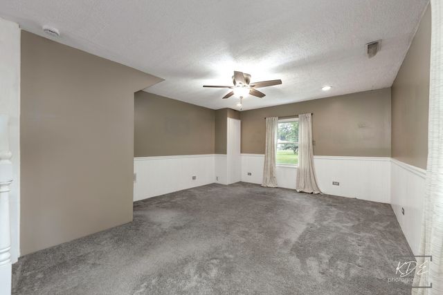1912 Burlington Avenue, Lisle, IL 60532