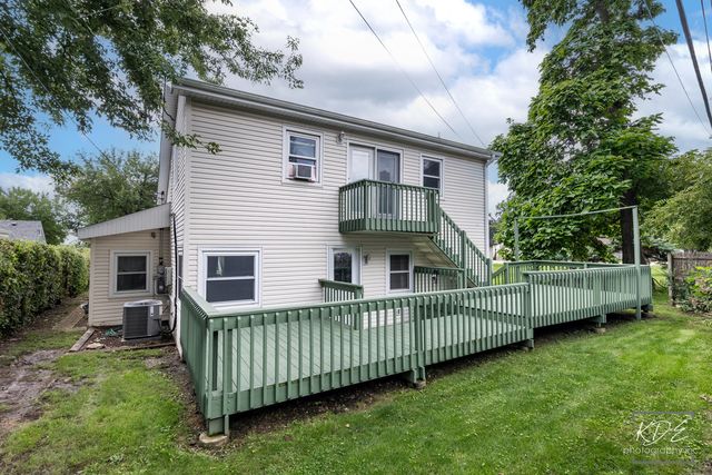1912 Burlington Avenue, Lisle, IL 60532