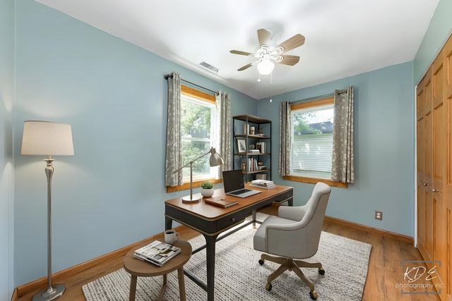 1912 Burlington Avenue, Lisle, IL 60532
