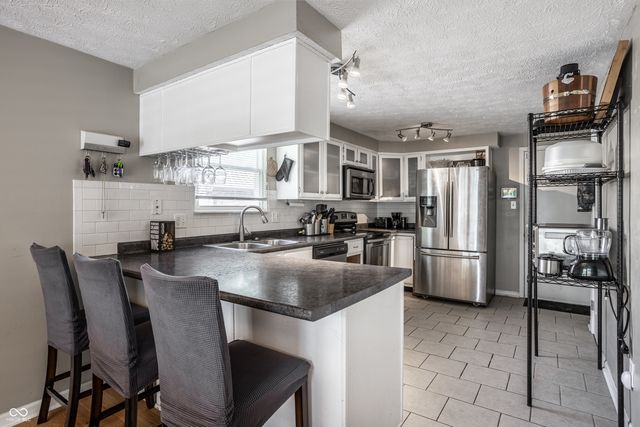 5668 Liberty Creek Drive W, Indianapolis, IN 46254