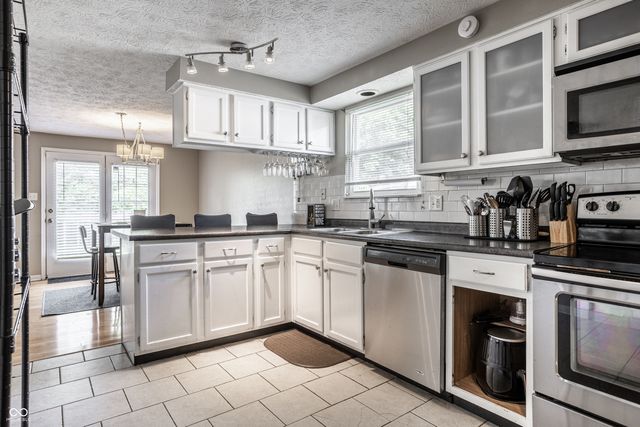 5668 Liberty Creek Drive W, Indianapolis, IN 46254