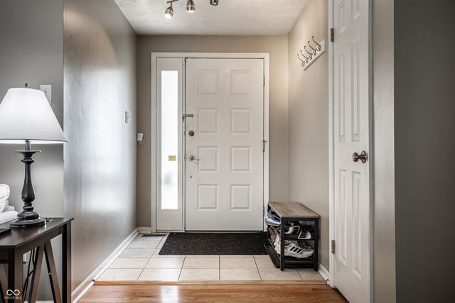 5668 Liberty Creek Drive W, Indianapolis, IN 46254