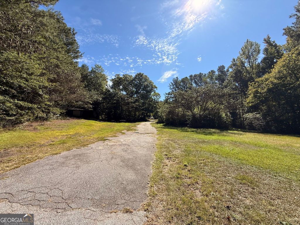 928 Old Corinth Road, Newnan, GA 30263 — exterior