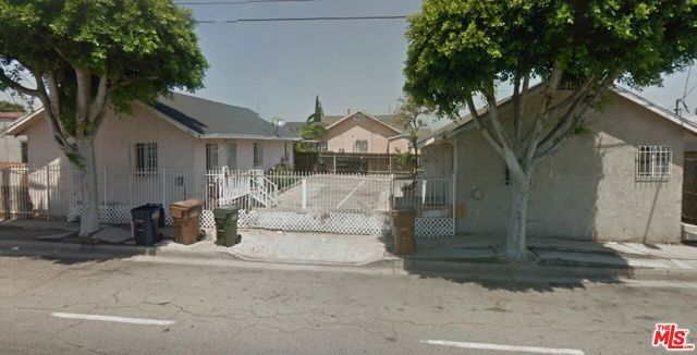 1031 W Century Boulevard, Los Angeles, CA 90044