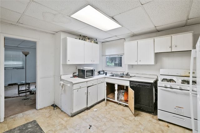 525 Larimer Ave, Turtle Creek, PA 15145