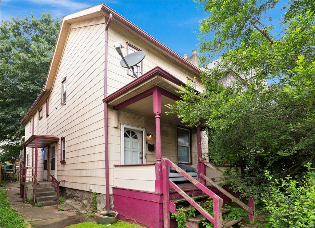 525 Larimer Ave, Turtle Creek, PA 15145