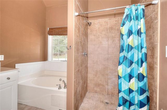 1272 Alcovy Bluff Drive, Monroe, GA 30656